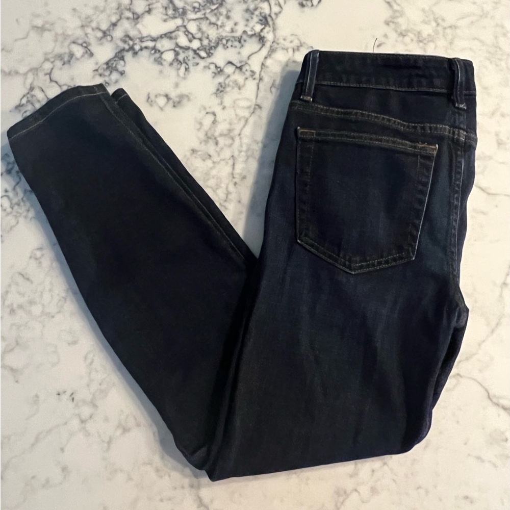 Women’s dark blue Joe’s jeans, ankle jeans, size 26 excellent used condi…